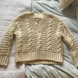 Cream topshop woven sweater. Size US 4-6.
